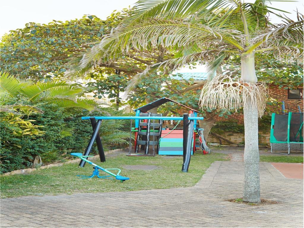 First Group Palm Park Apartment Margate Bagian luar foto